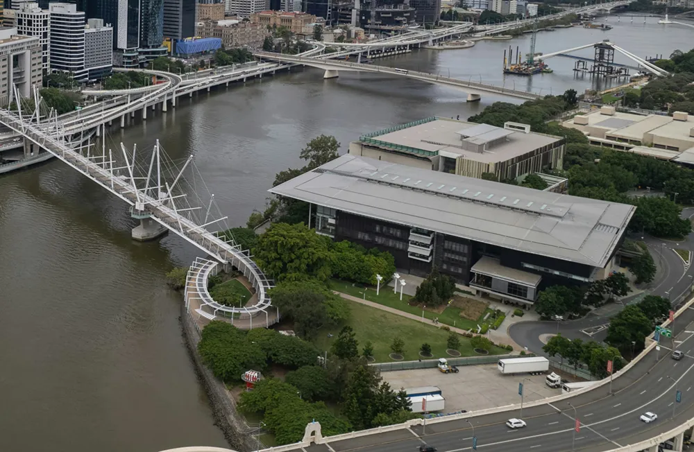 文化と歴史が息づく クイーンズランド州立図書館